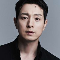 정성일